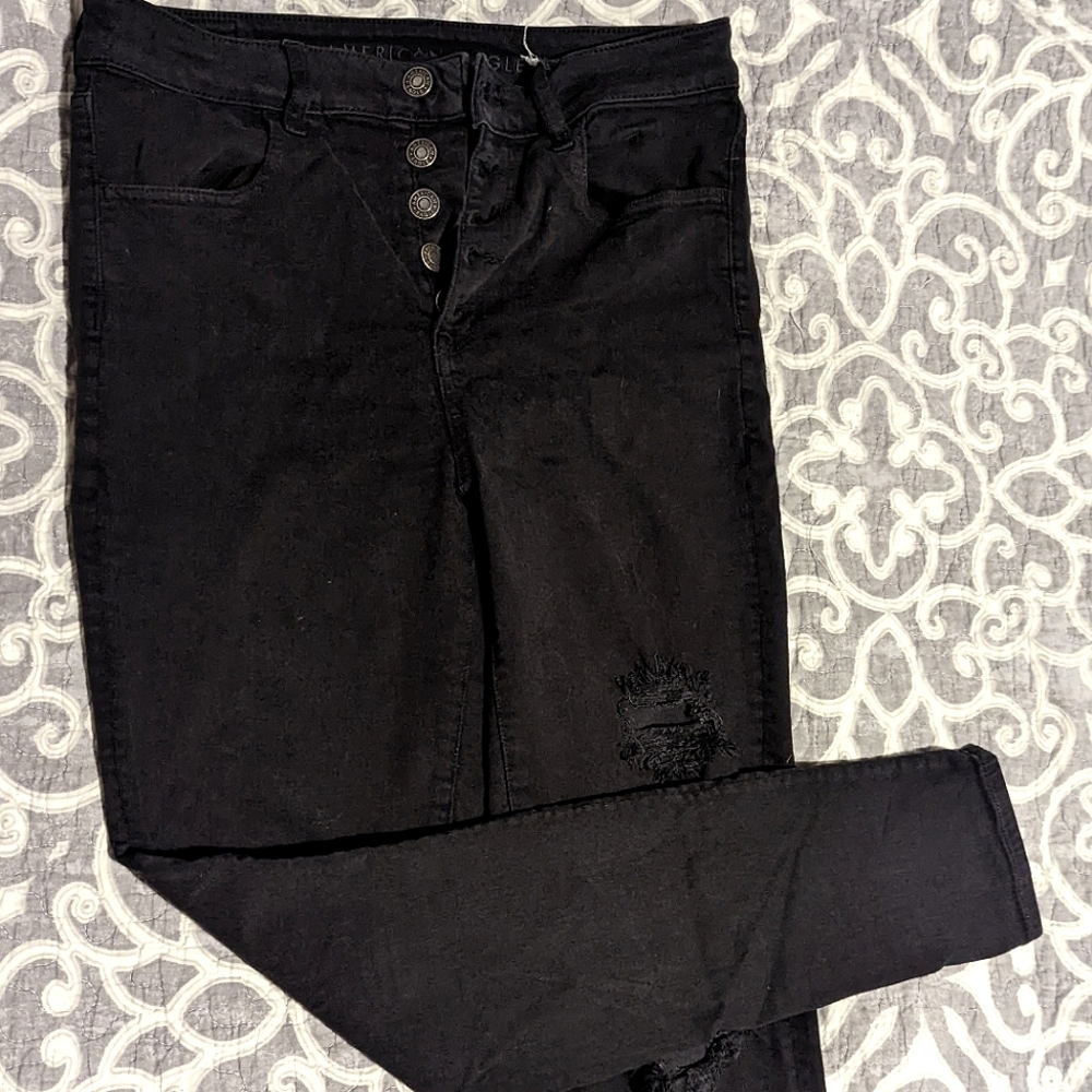American Eagle Outfitters next level stretch distressed black jeans Size 8